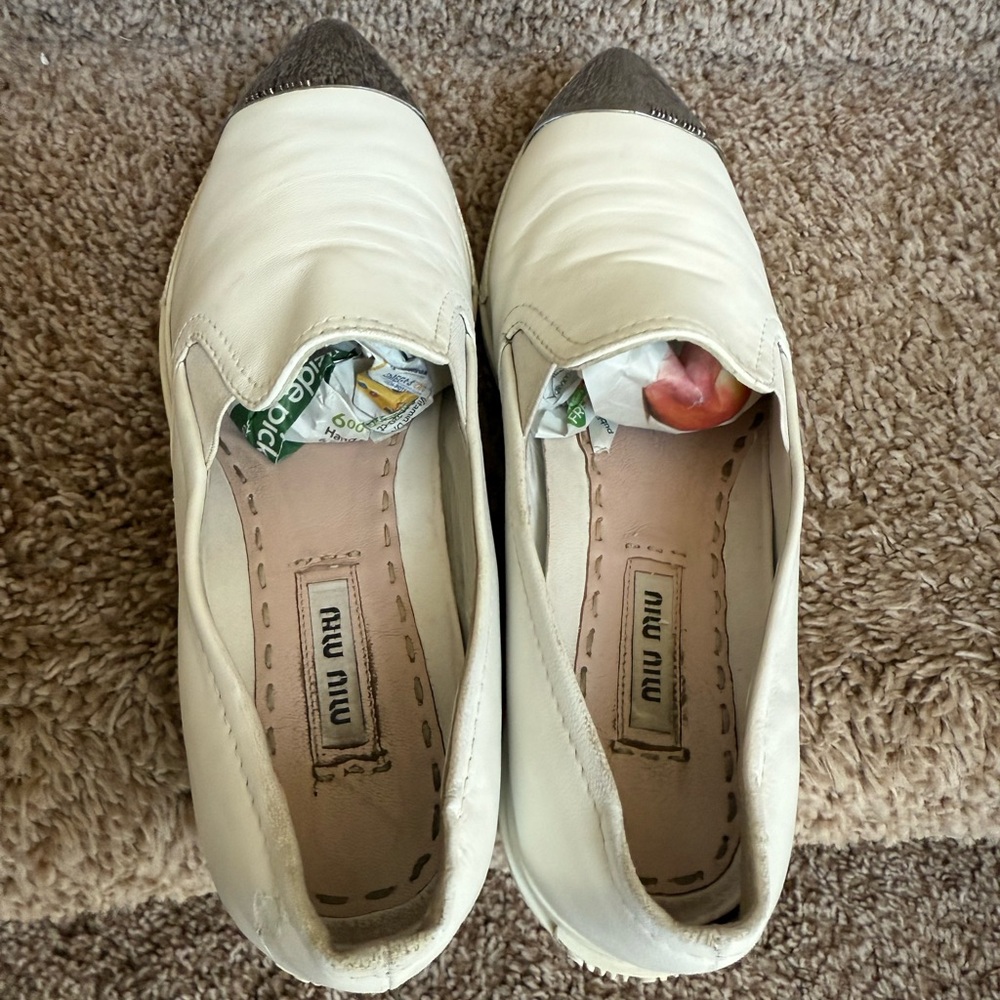 Miu Miu Cream Slip-On Flats with Silver Tips - Picture 6 of 16